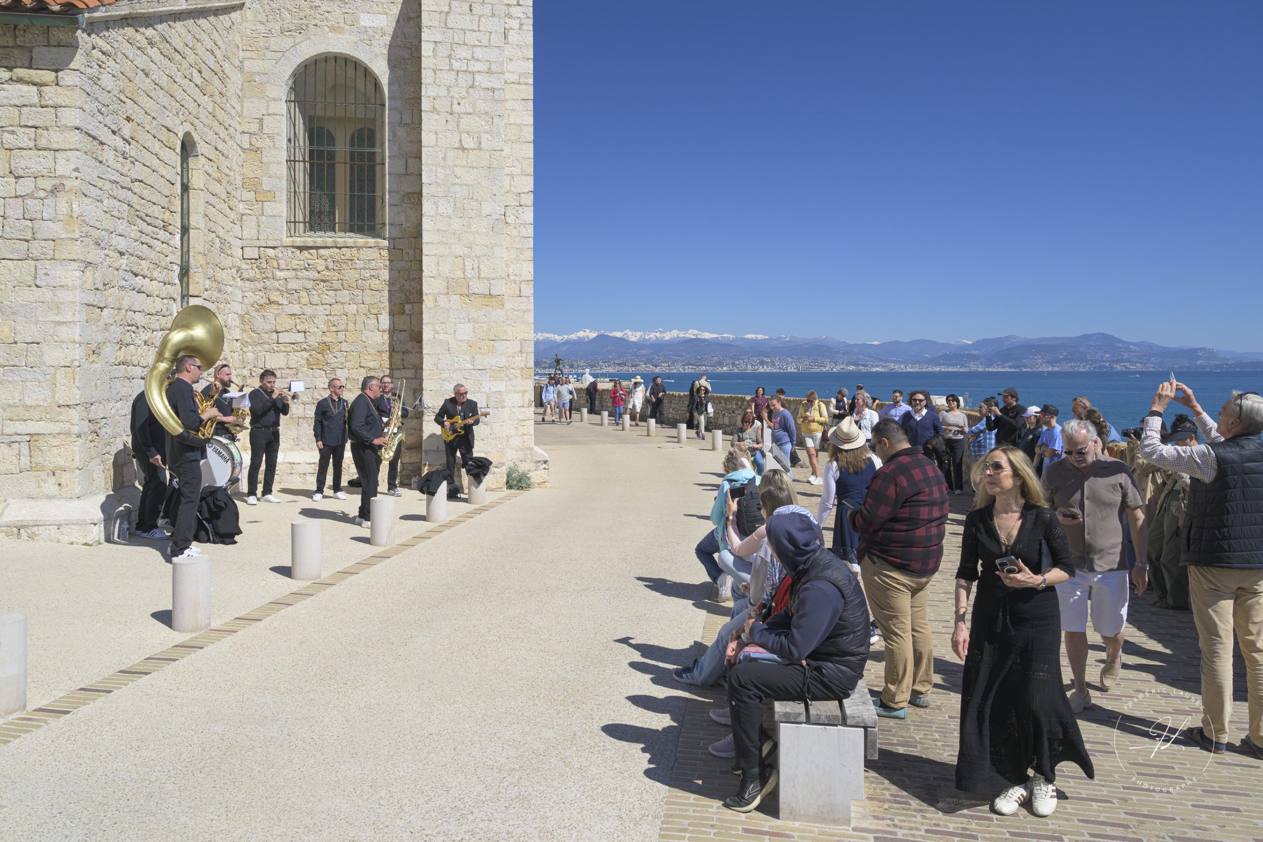 Juan-les-Pins Marching Band Festival concerts déambulatoires
