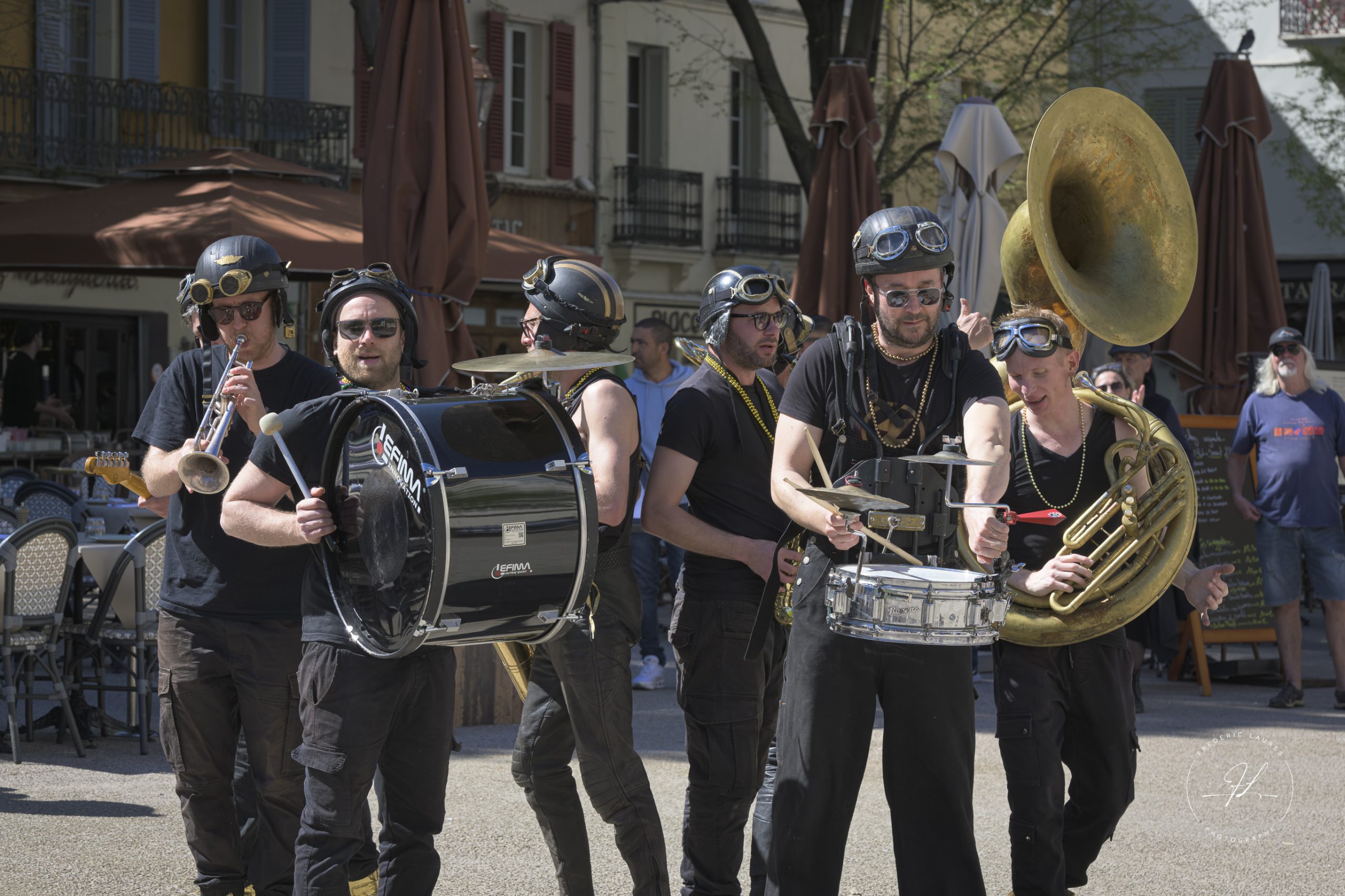Juan-les-Pins Marching Band Festival concerts déambulatoires